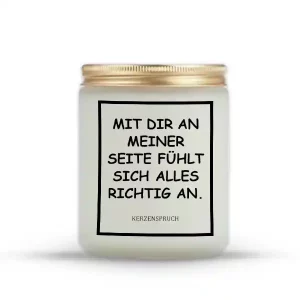 „MIT DIR AN MEINER SEITE FÜHLT SICH ALLES RICHTIG AN.“